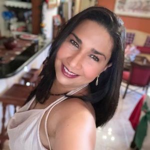 Meet your Posher, Karina